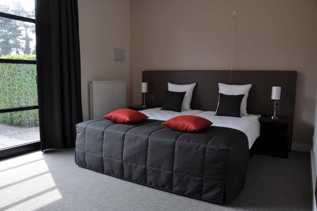 Hotel Boomgaard Lanaken Room photo